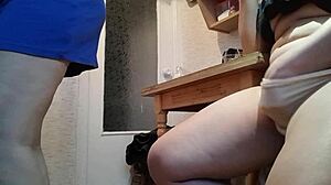 I Riskily Masturbate In Kitchen Near Stepmother