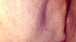 Brazilian man sucking a delicious Korean K-pop pussy - big and flesh pussy.