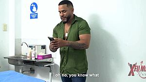 Fake masseur provokes orgasms in client with huge ass and tits?