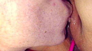 Brazilian man sucking a delicious Korean K-pop pussy - big and flesh pussy.