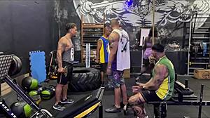 my hot friend gives pussy to everyone at gym