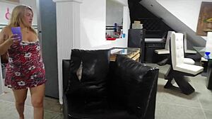 Stepmother Gets Muff Diving!