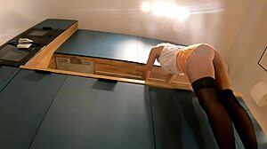 Panties flash from cute housewife in miniskirt!