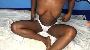 twerking naked african ass for friends as small token