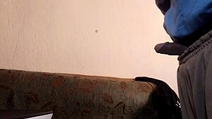 Maluma Mostrando Mi Verga Tranquilo en Fitness Athletic Amateur Cock Session