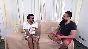 A Primeira Vez Fazendo Video Porn� Tentando Fazer Anal Na Baixinha Magrinha Do Rio De Janeiro