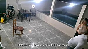 Beggar gets lucky with lady of the house after asking for recyclables