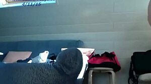 Sexydea Masturbates With Toys On Live Webcam!