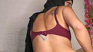 Jumping On 12 Inches Bbc Dildo Mia Niqab