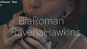 i need you to worship my feet and pussy