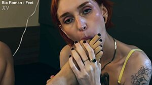 i need you to worship my feet and pussy