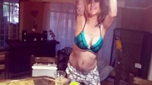 hot foxy girl strips and masterbates for first time on camera