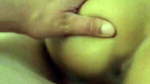 i fuck my thai girlfriend hard, she moan so loud