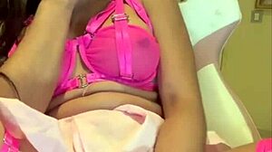 Beautiful Amateur Masturbates In Lingerie Until Cum