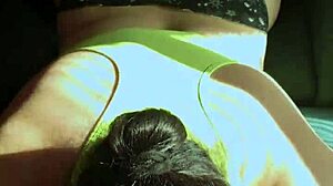 Focusing on the booty in this amateur couple scene