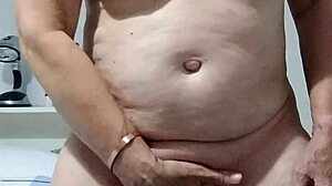 Naughty housewife masturbates to orgasm while mummy's downstairs 😈