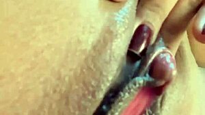 greludona chupa me in intriguing way