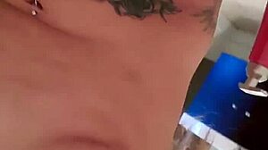 belle petite emy angel samuse masturbates her sexy pussy