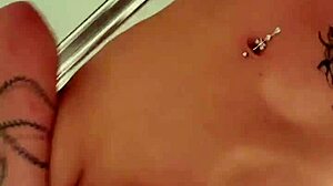 belle petite emy angel samuse masturbates her sexy pussy