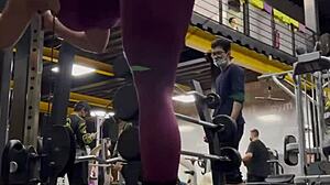 entrenando rico with big tits and ass