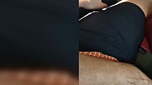 Mature woman with big ass wearing leggings on the street 😍