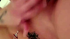 belle petite emy angel samuse masturbates her sexy pussy