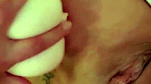 belle petite emy angel samuse masturbates her sexy pussy