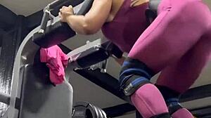 entrenando rico with big tits and ass