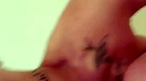 belle petite emy angel samuse masturbates her sexy pussy