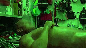 Caught shoplifting? Fuck the security officer to avoid charges!