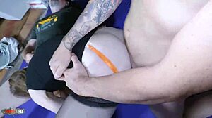 Anal threesome with rough double penetration and pissing for alice maze