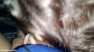 Safadoscasal Amiga Fazendo BOQUETE Dentro Carro Ela Adora Chupar