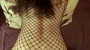 Sexy 36-year-old milf in homemade casting interview, bent over for doggystyle 😘