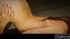 Sexy Babes Licking And Fingering Pussies!