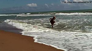 Gorgeous teen 18+ agnes bathes her beautiful naked body in the ocean