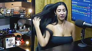 I showed my cock to Renatinha Mello, she loved it, did we hook up?