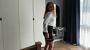 Secretary's Morning Fuck Before Job Interview Relaxes Her