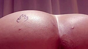 eu mereco rola grossa no cu por ser hotwife safada