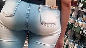 gorgeous ass spotted in the market