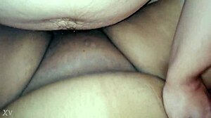 frotando su verga en mi clirotris con masturbacion intensa