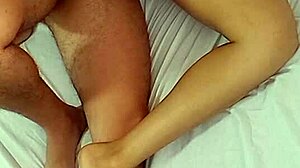 não aguentei e gozei dentro da minha prima, mr couple?