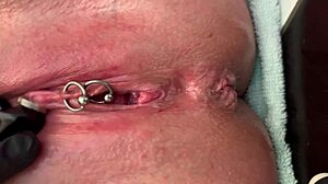 Pierced Area Gentle Rubbing In Latex Gloves