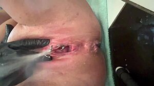 Pierced Area Gentle Rubbing In Latex Gloves