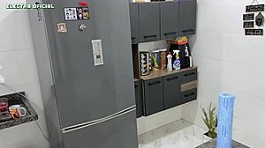 Hired maid with tight shorts drives me wild! 😍🍑