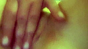 my wife getting fingered while i watch 😏