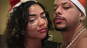 Vazou Na Net Novinha De 18 Anos Dando O Cuzinho Pela Primeira Vez No Natal