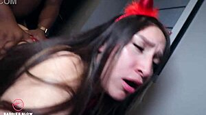 baddies blow mariana fox with big black cocks 😈💦