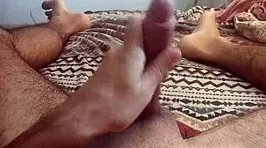 Masturba��o guiada enquanto gozo bem gostoso