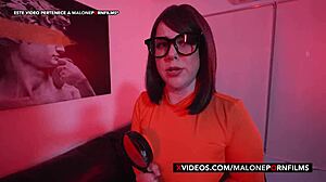 I am Velma, feeling penetrated by the dark clown Paola Stone in rough anal sex.