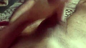 Masturba��o guiada enquanto gozo bem gostoso